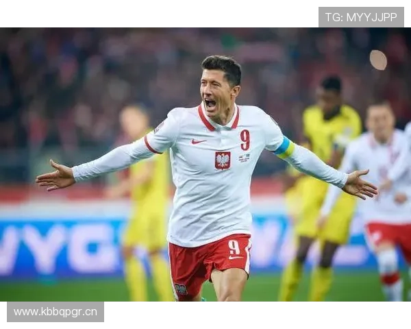 莱万多夫斯基转会拜仁解析：从挑战者到统治者的转折关键